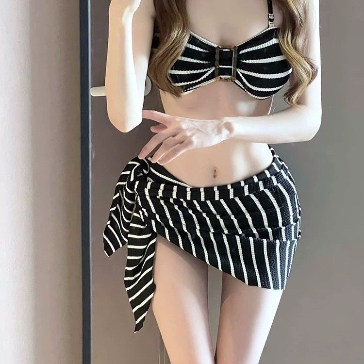 2026 신상 여성용 블랙 스트라이프 홀터 비키니 세트 - Swimwear 리뷰 및 가격